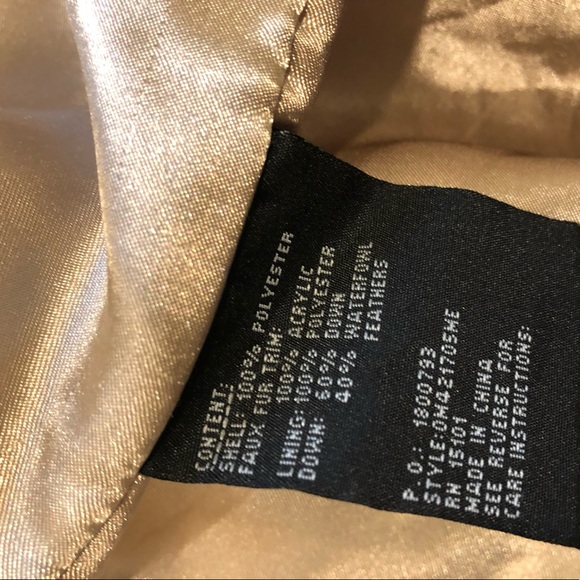 Maddison down puffer Coat/jacket For Women - Quilted Winter Coat w/Faux Fur Hood - Picture 5 of 5